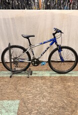 16" Trek 820 (264A) H4L