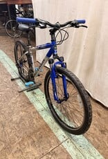 16" Trek 820 (264A) H4L