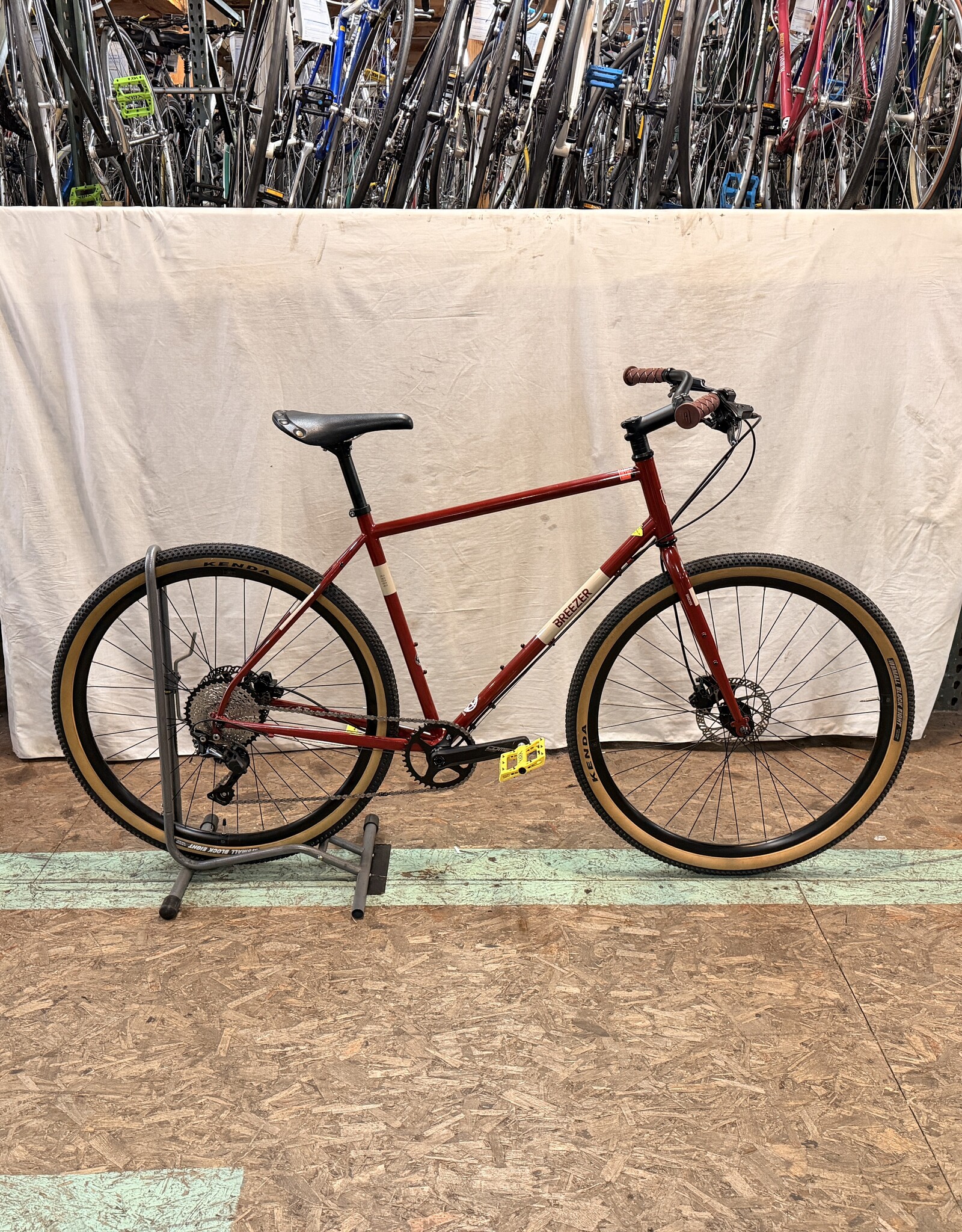 Breezer 21" Breezer Radar (2466) I4L