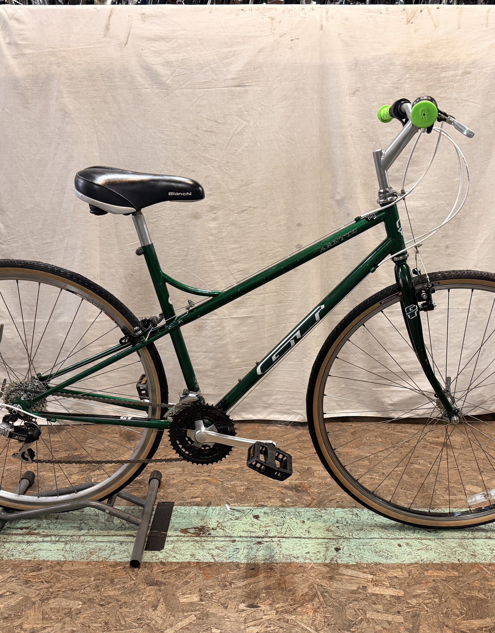 GT 19" GT Arette (7670) I4L