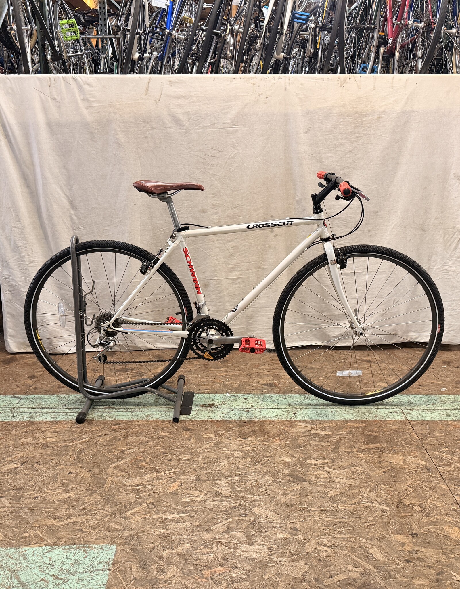 18" Schwinn Cross Cut (1684) I4L