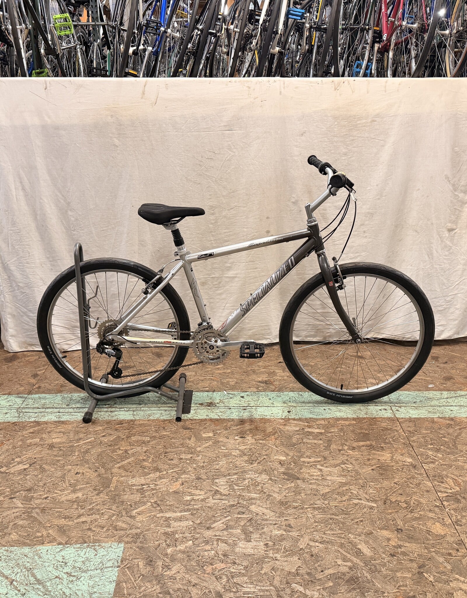 17" Specialized Expedition (8007) I3U