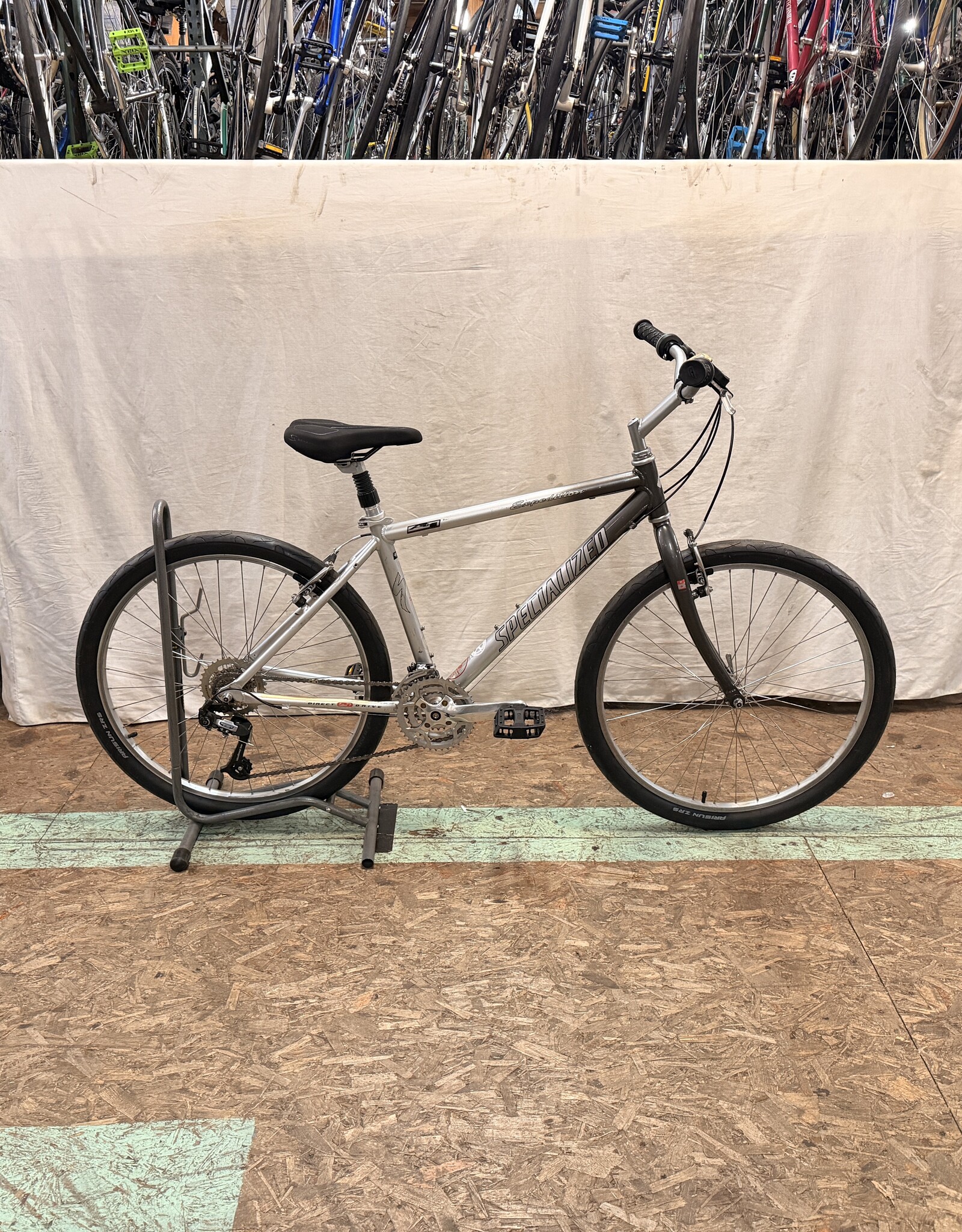 17" Specialized Expedition (8007) I4L