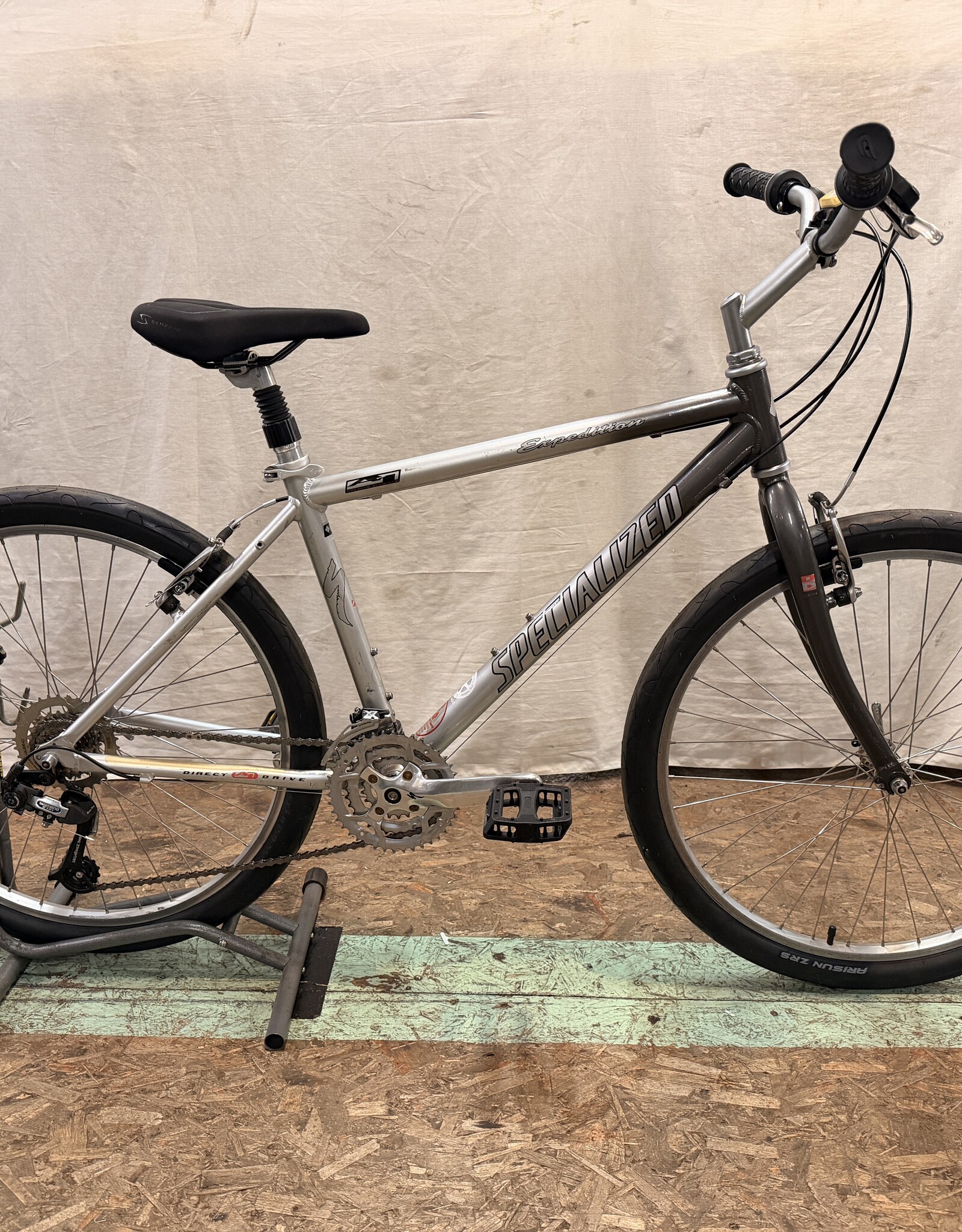 17" Specialized Expedition (8007) I4L