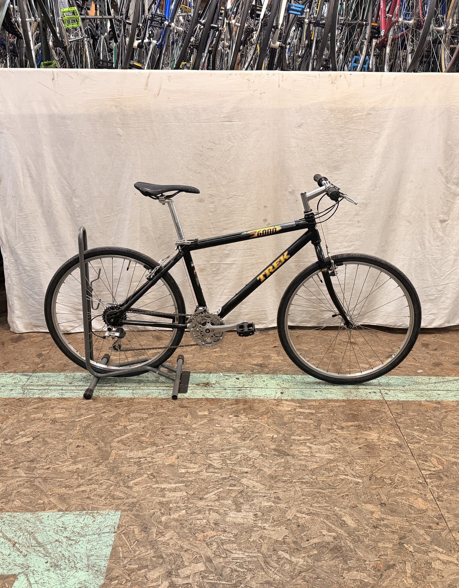 16" Trek ZX 6000 (2611) I3U