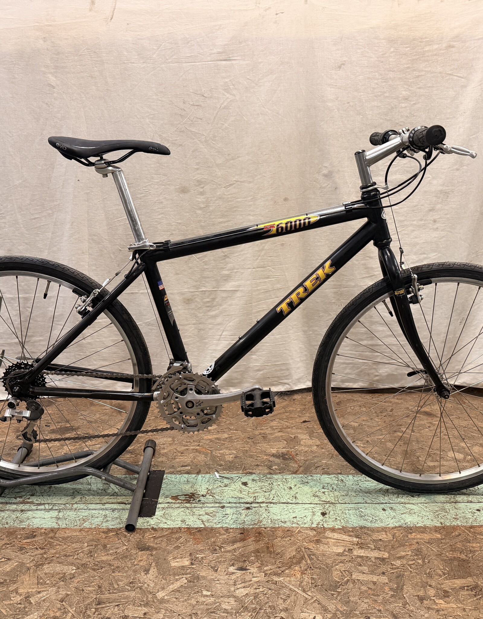 16" Trek ZX 6000 (2611) I3U