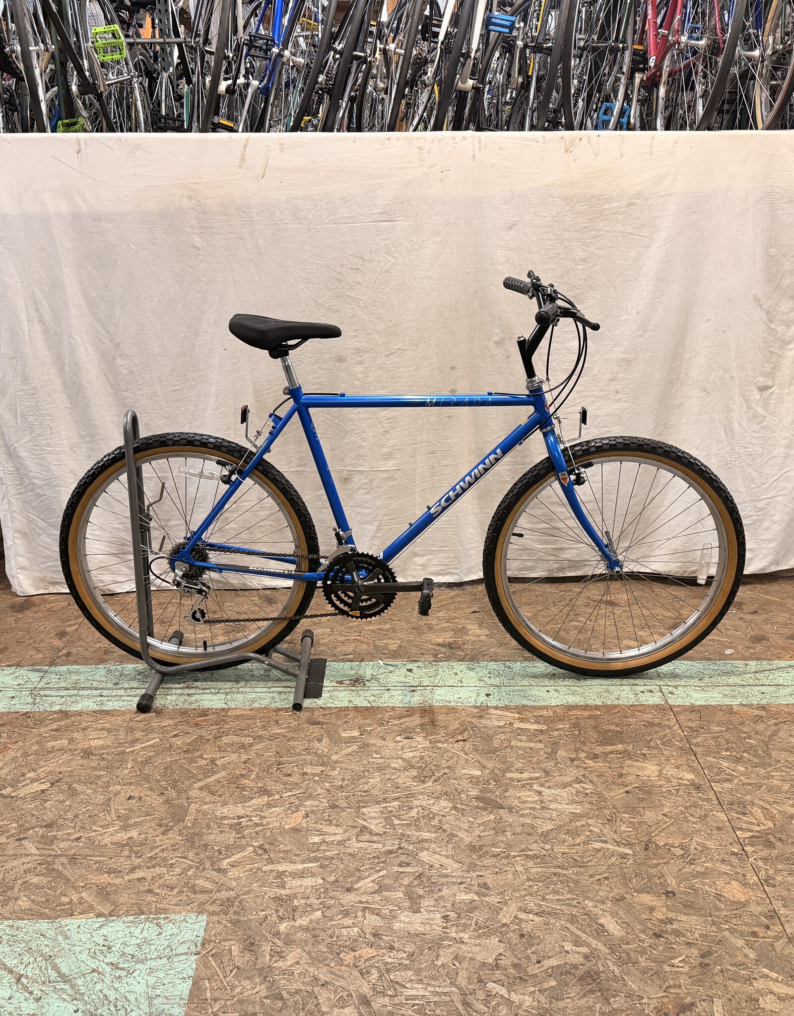 20.5" Schwinn Mirada (0909) C4L