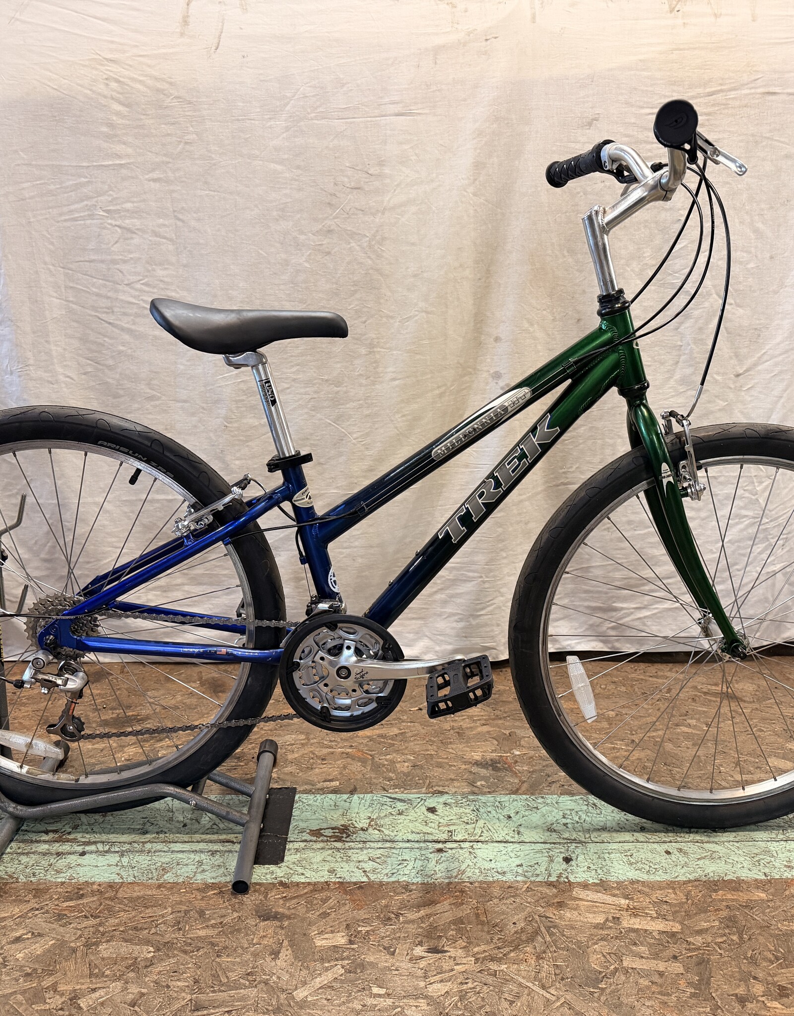 13" Trek Millennia HT (4568) B3L