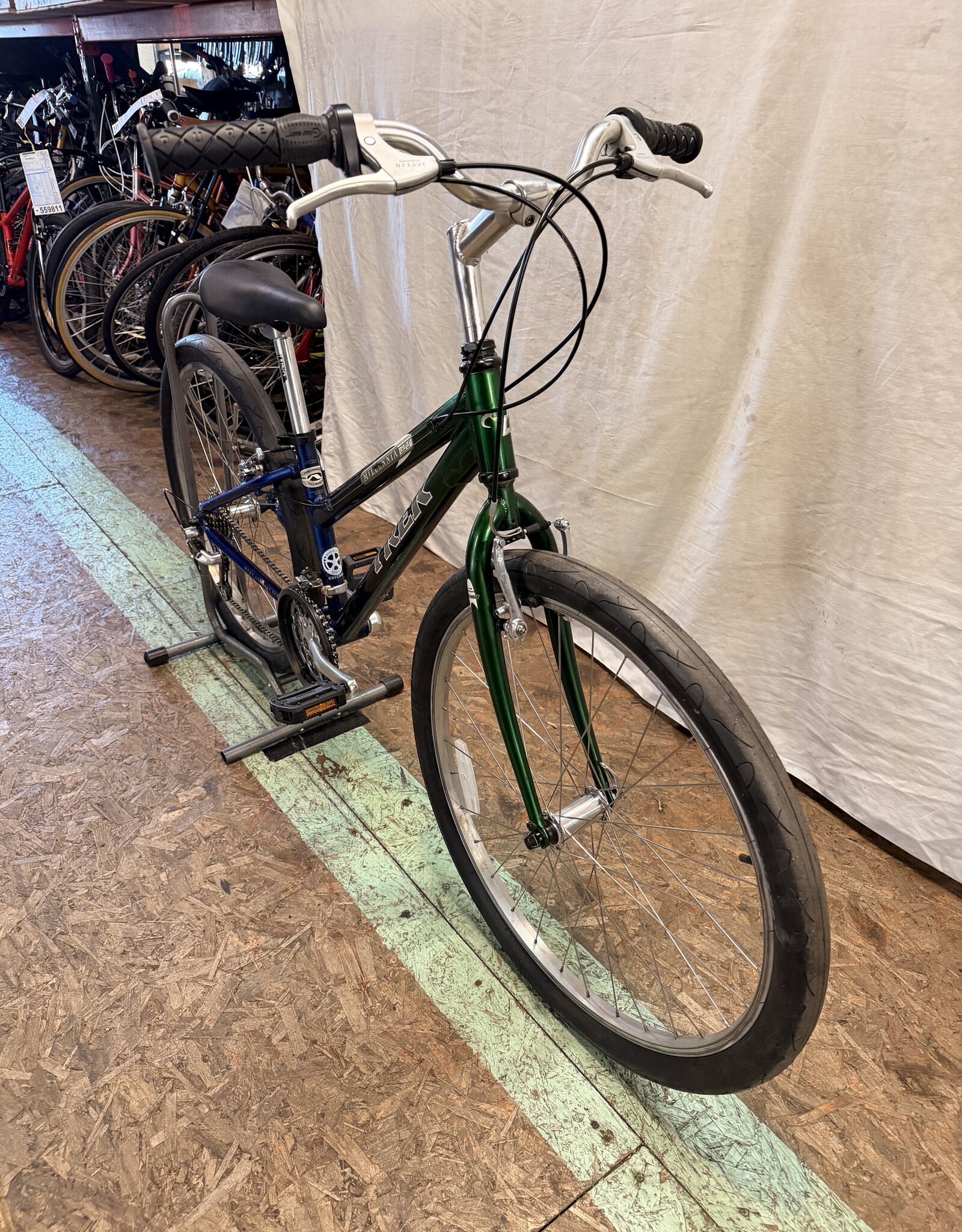 13" Trek Millennia HT (4568) B3L