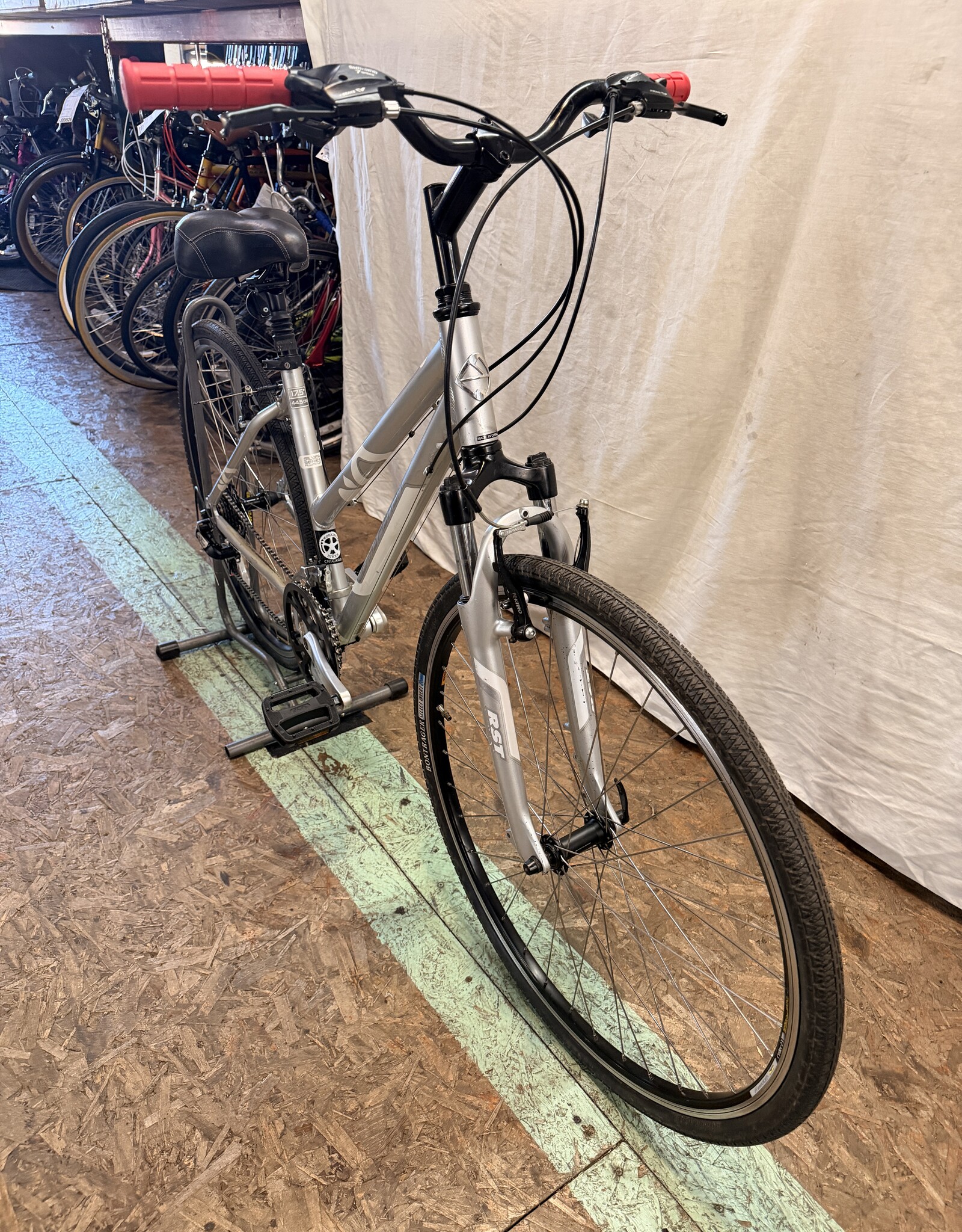 Gary Fisher 17.5" Gary Fisher Tiburon (553D) B3L