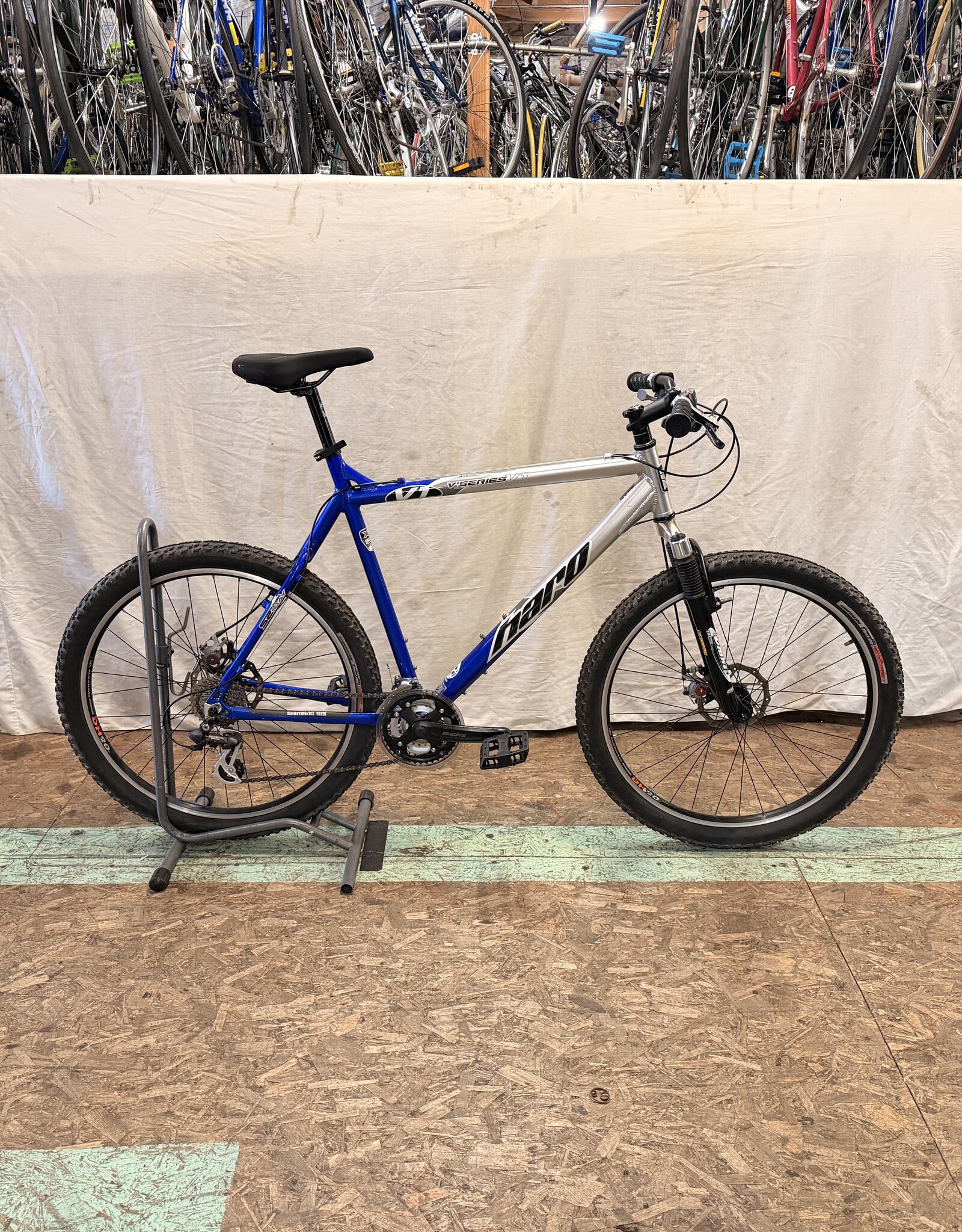 Haro 23" Haro V'Series V1 (1484) B3L