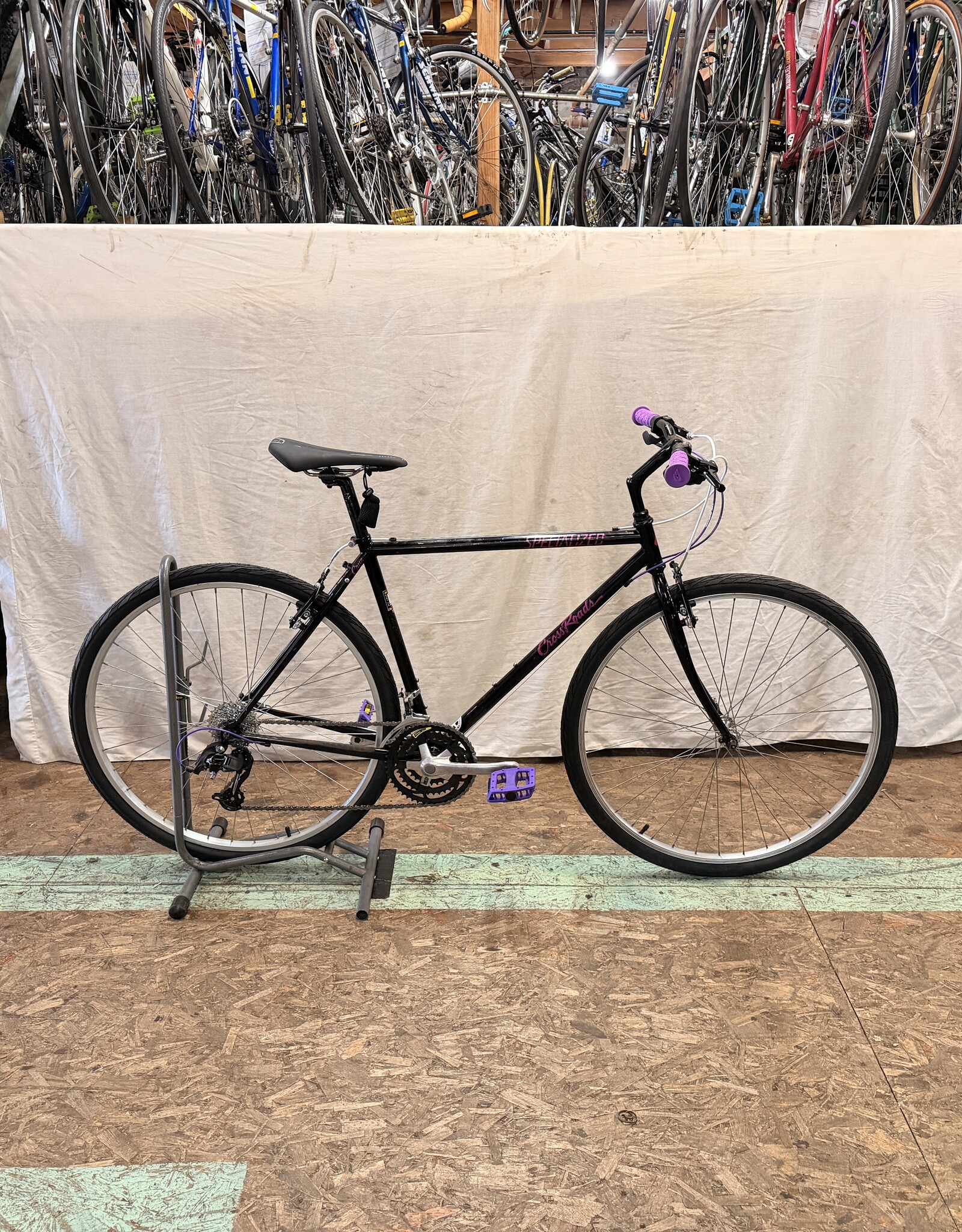 19.5" Specialized Cross Roads (6551) B3L