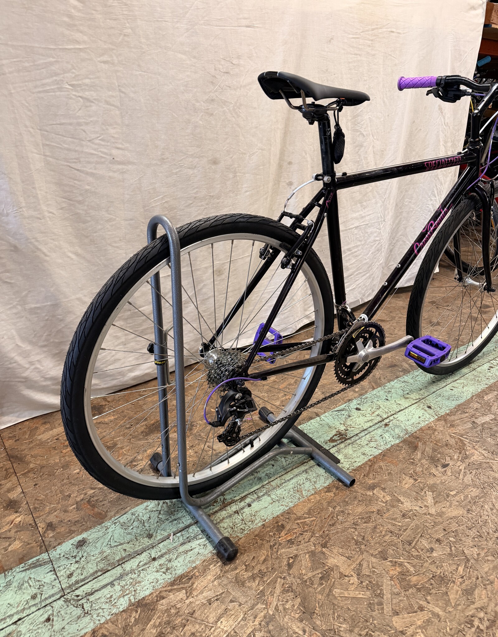 19.5" Specialized Cross Roads (6551) B3L