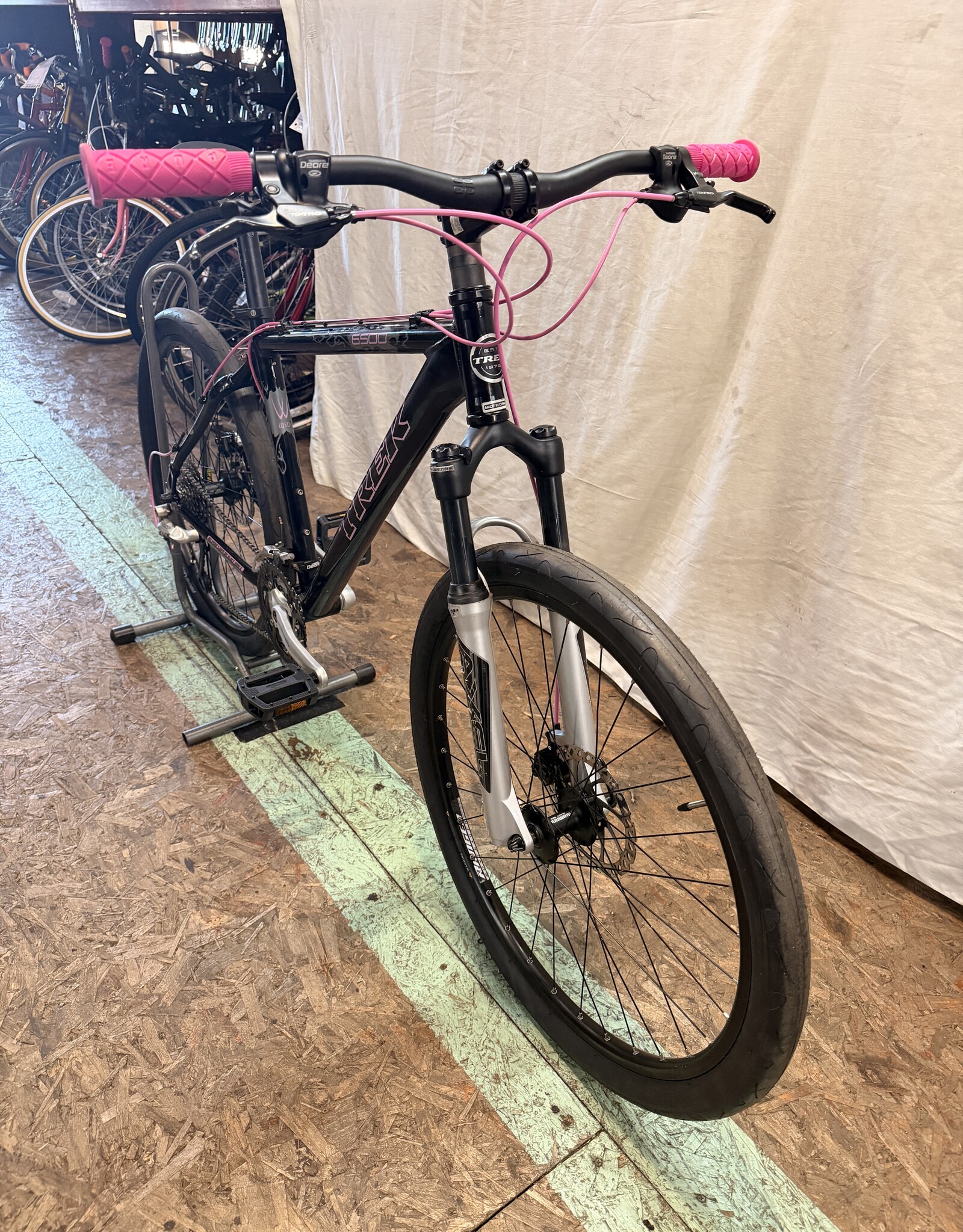 18" Trek 6500 (593A) B3L