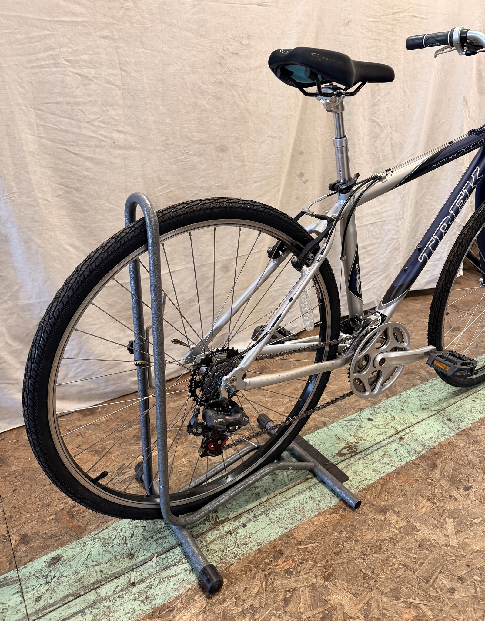 17.5" Trek 7000 (268A) B4L