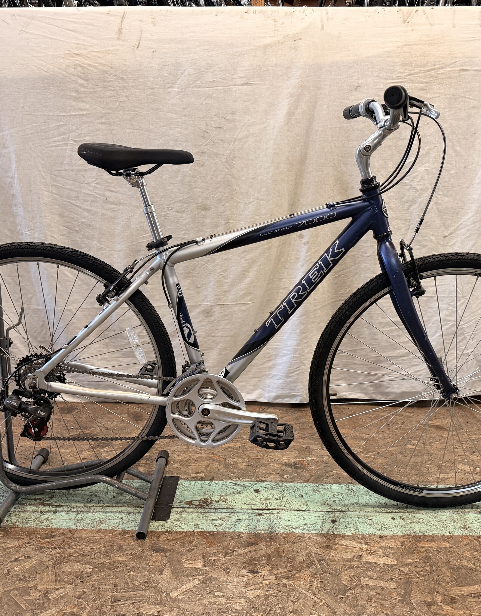 17.5" Trek 7000 (268A) B4L