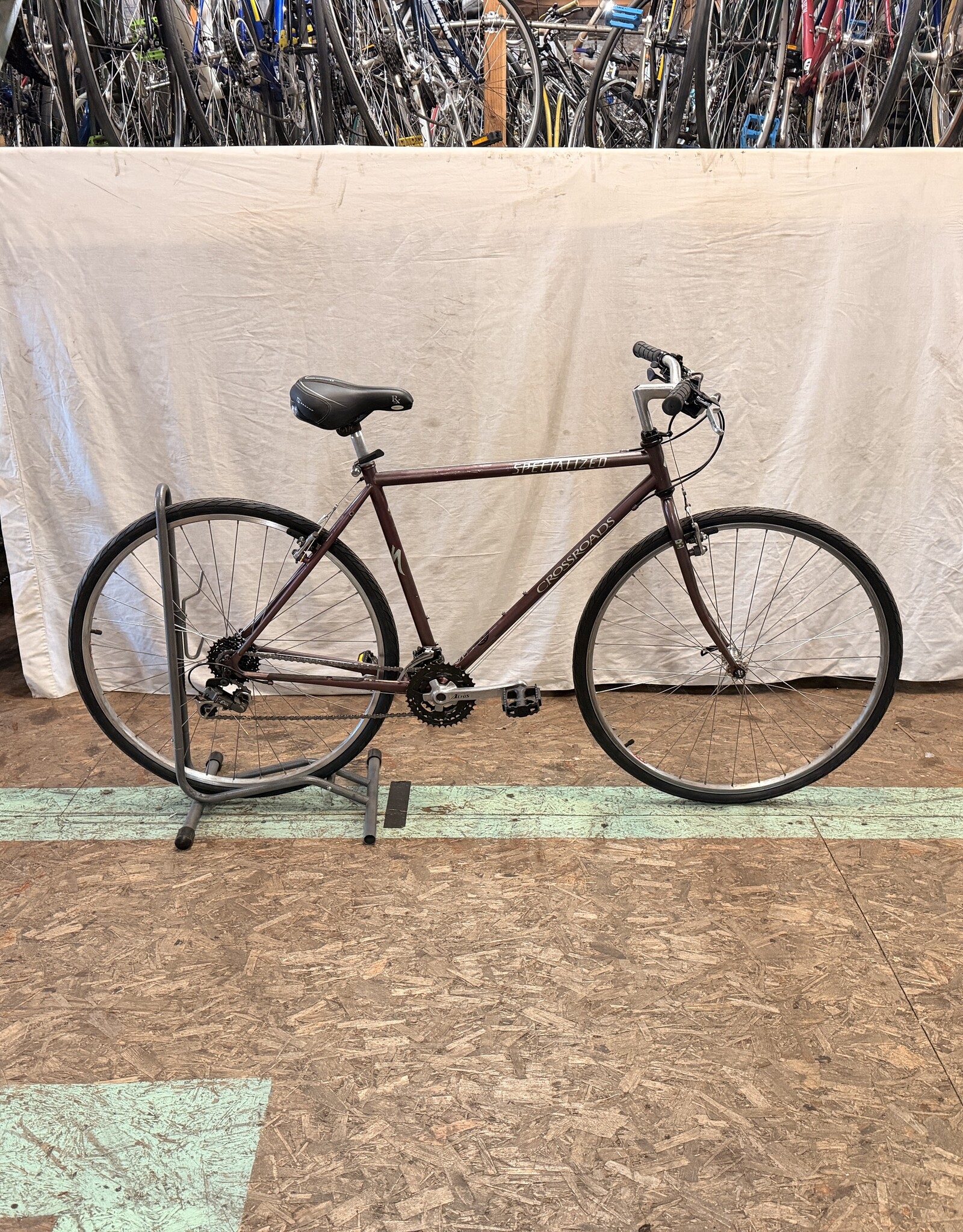 19" Specialized Crossroads (5311) B4L