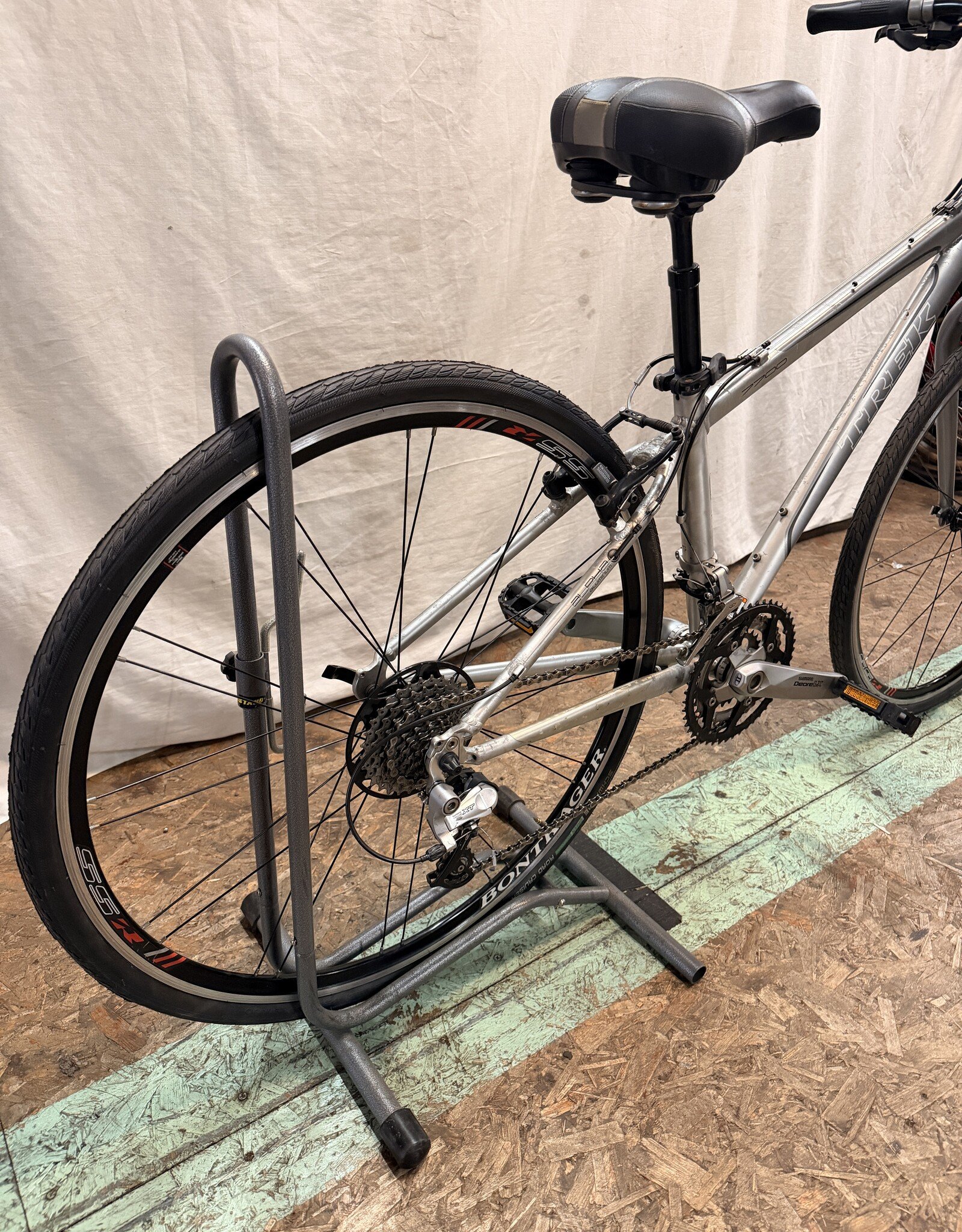 15" Trek 7700 (946C) C3U