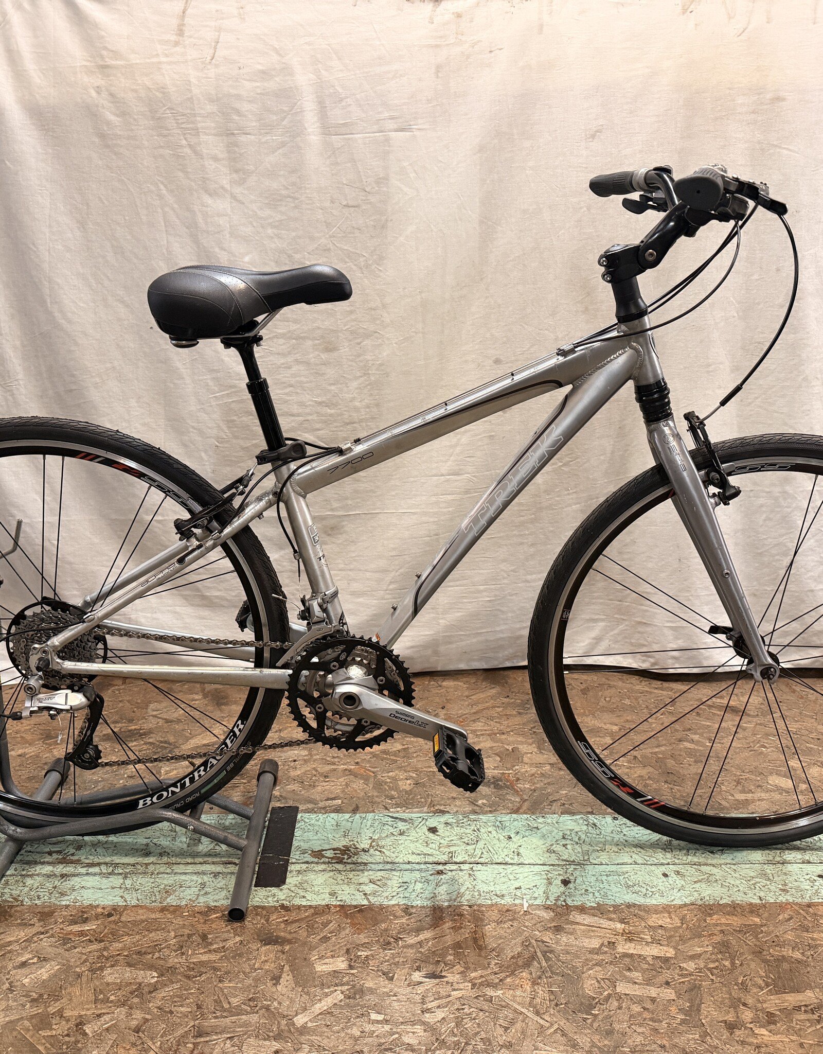 15" Trek 7700 (946C) C3U