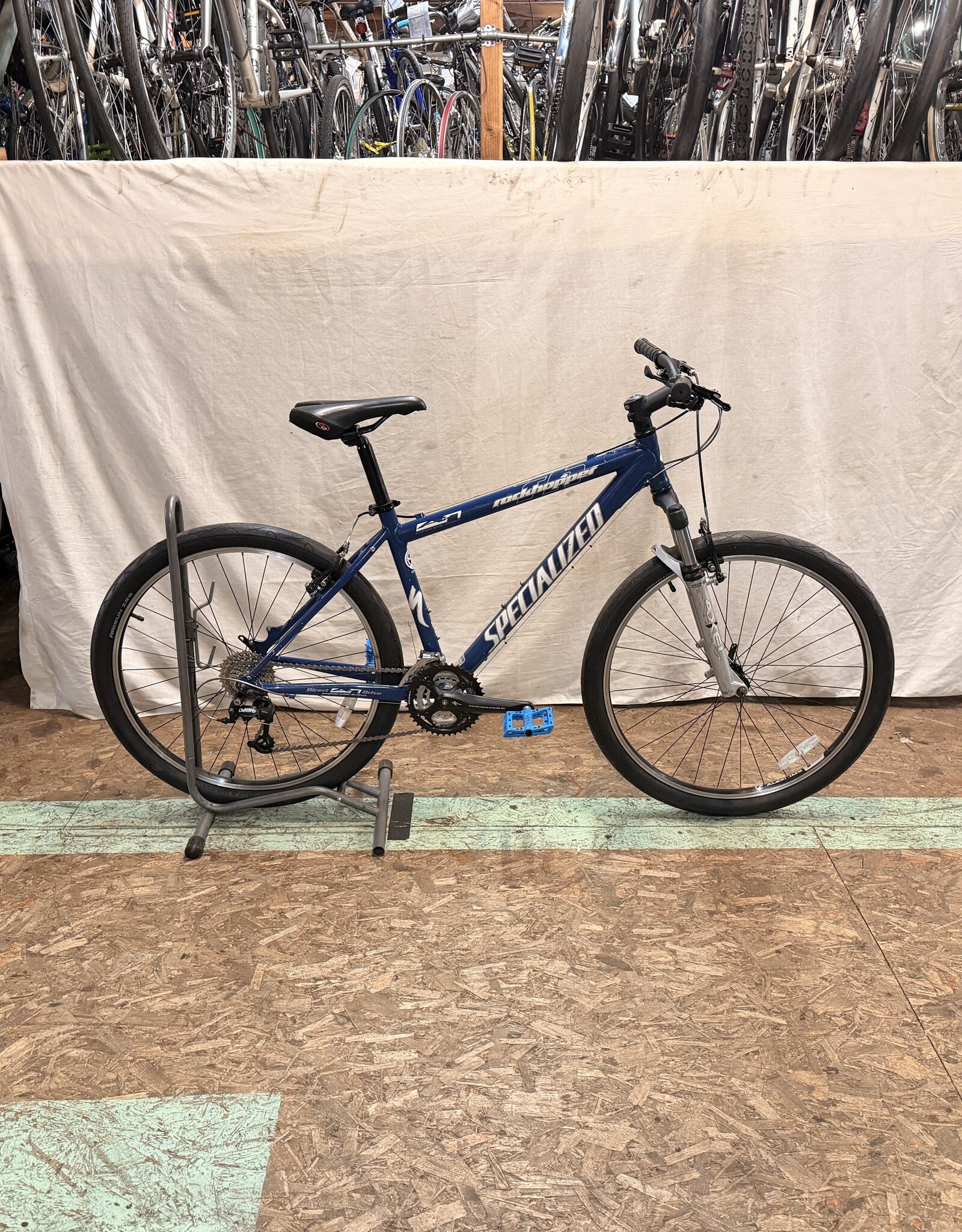 17" Specialized Rockopper (0320) C3U