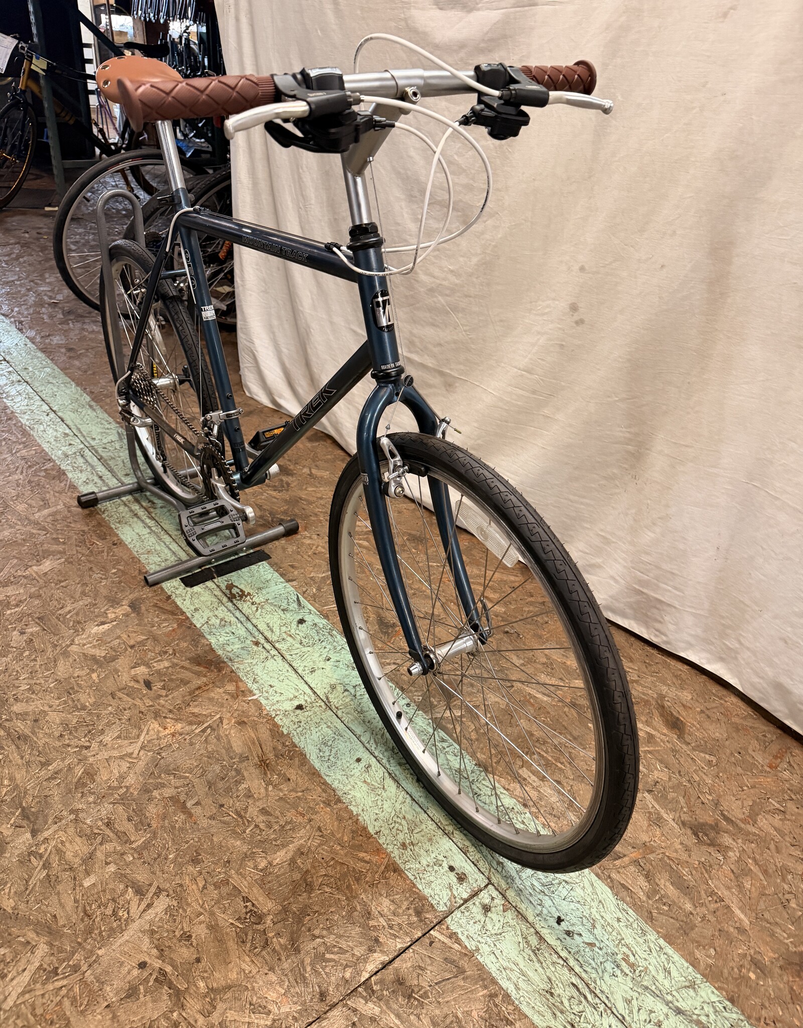 20.5" Trek 850 Mountain Track (3210) C3U