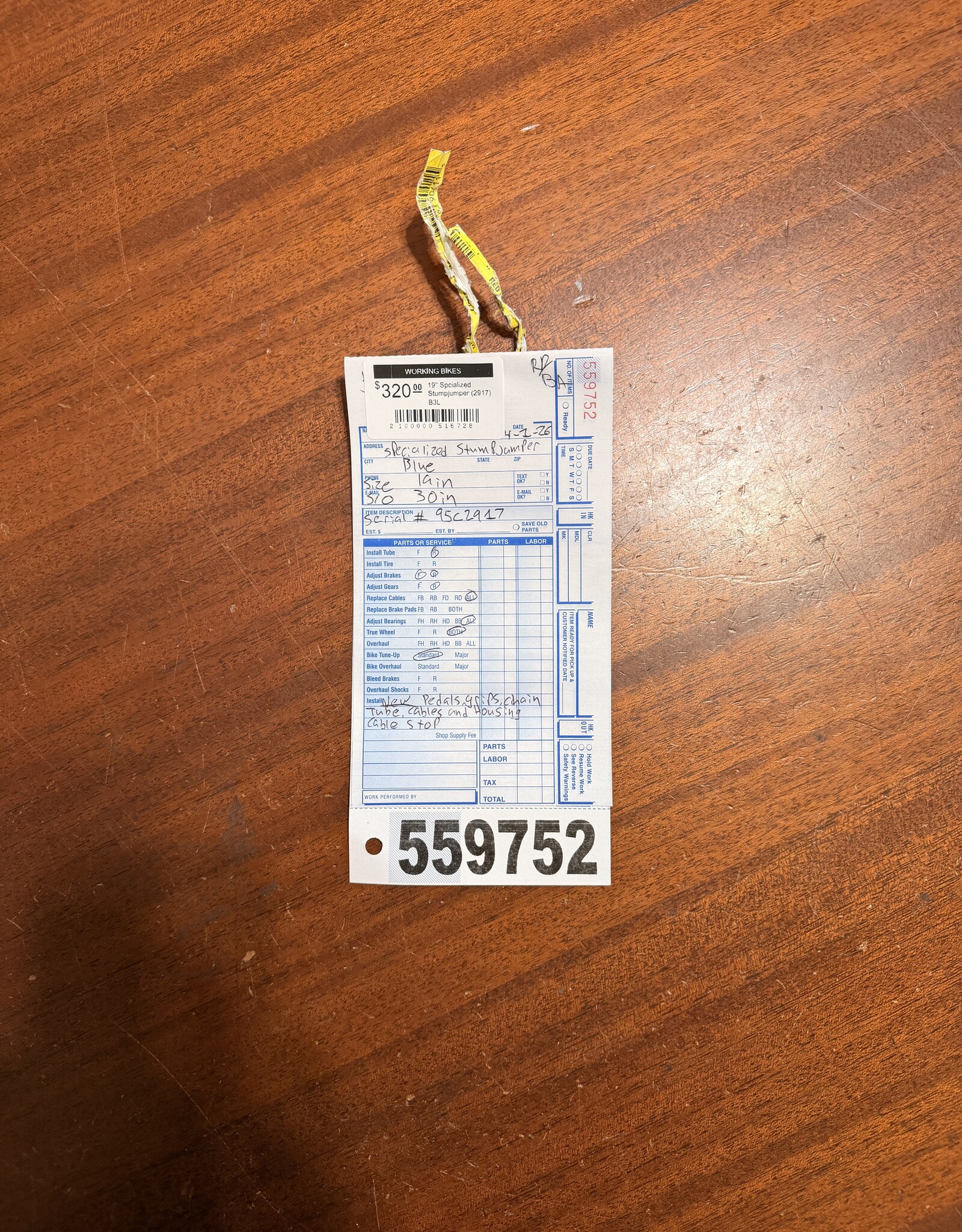 19" Spcialized Stumpjumper (2917) B3L