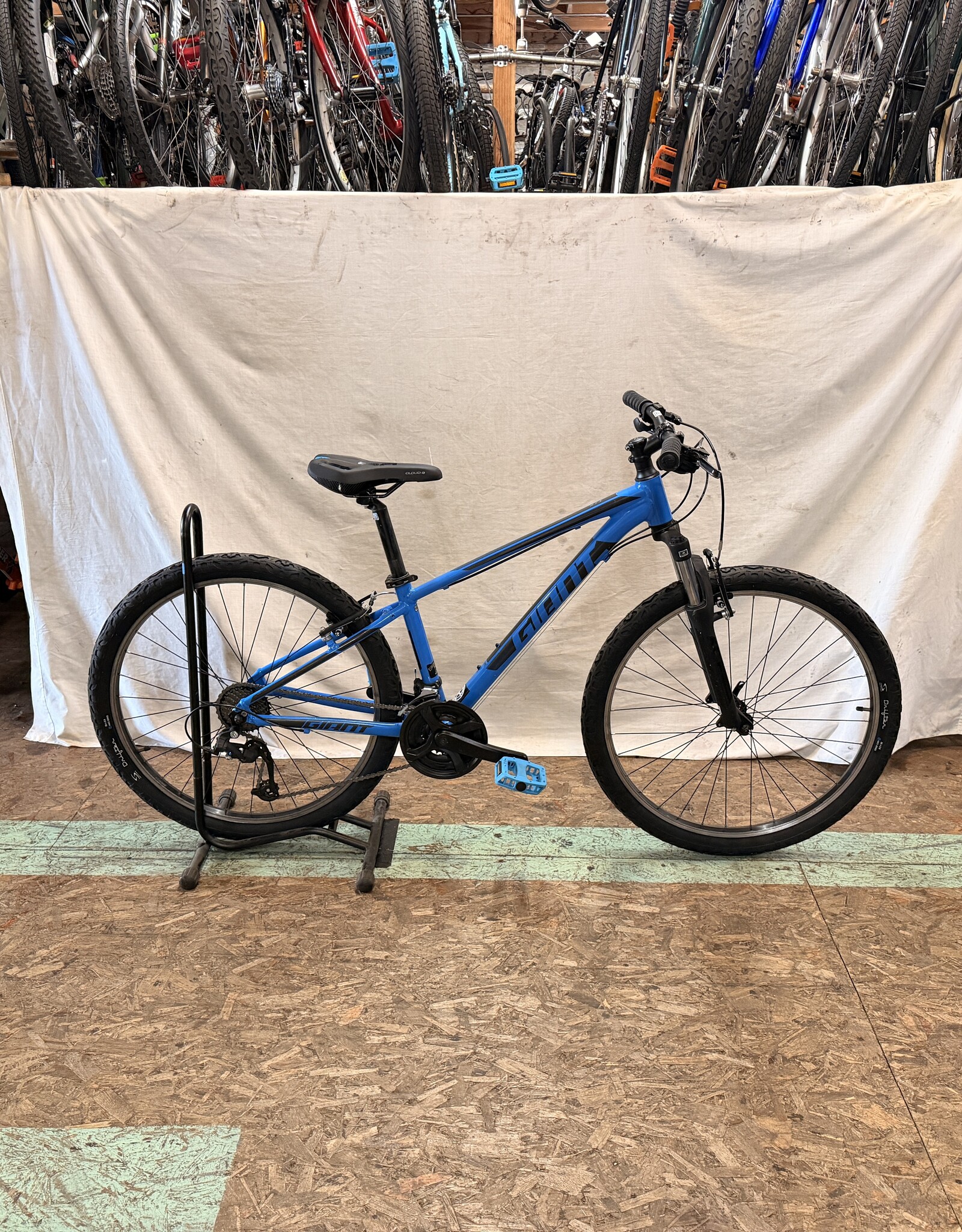 14" Giant RTX (6640) C4U