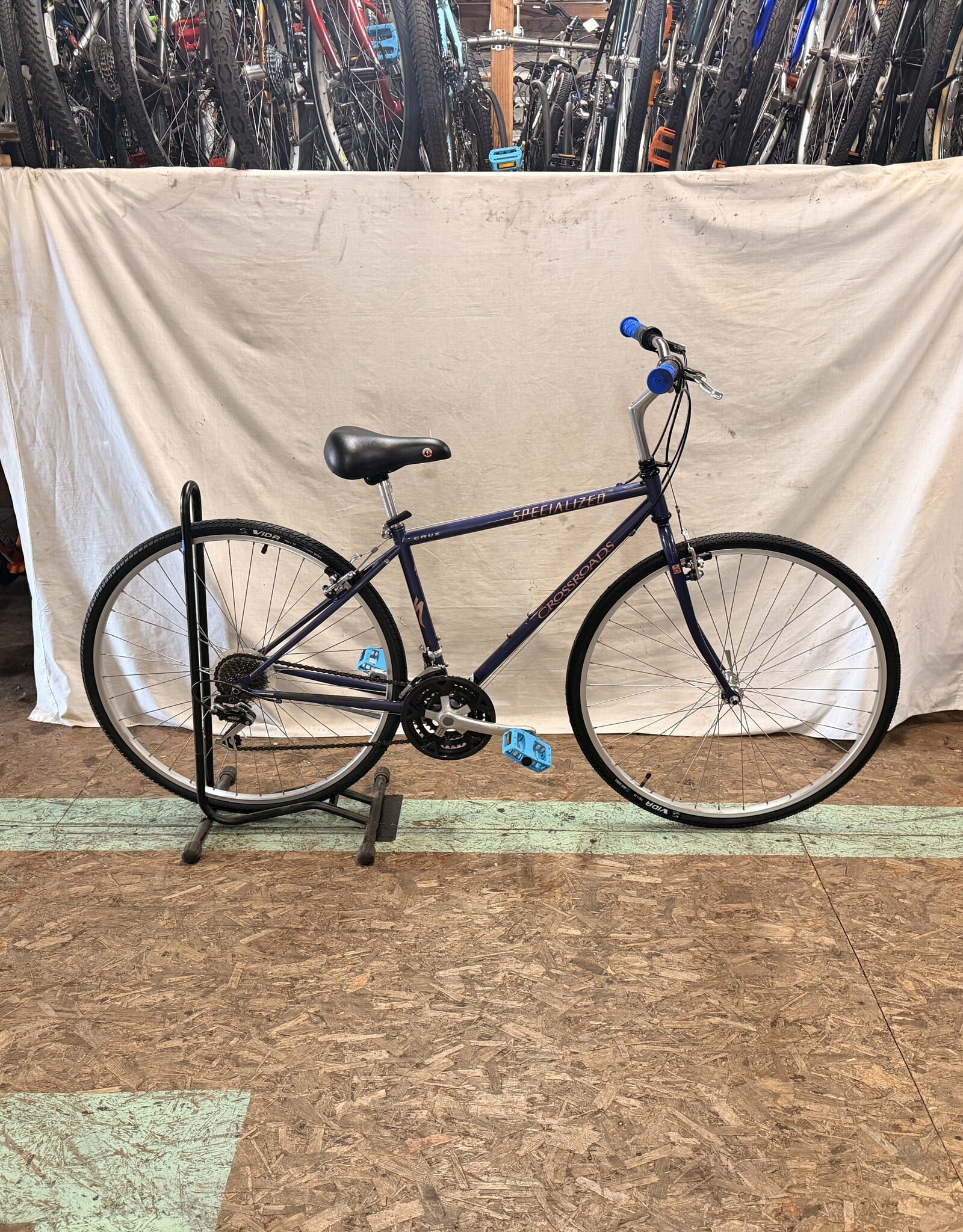 17'' Specialized Crossroads (86SP) C4U