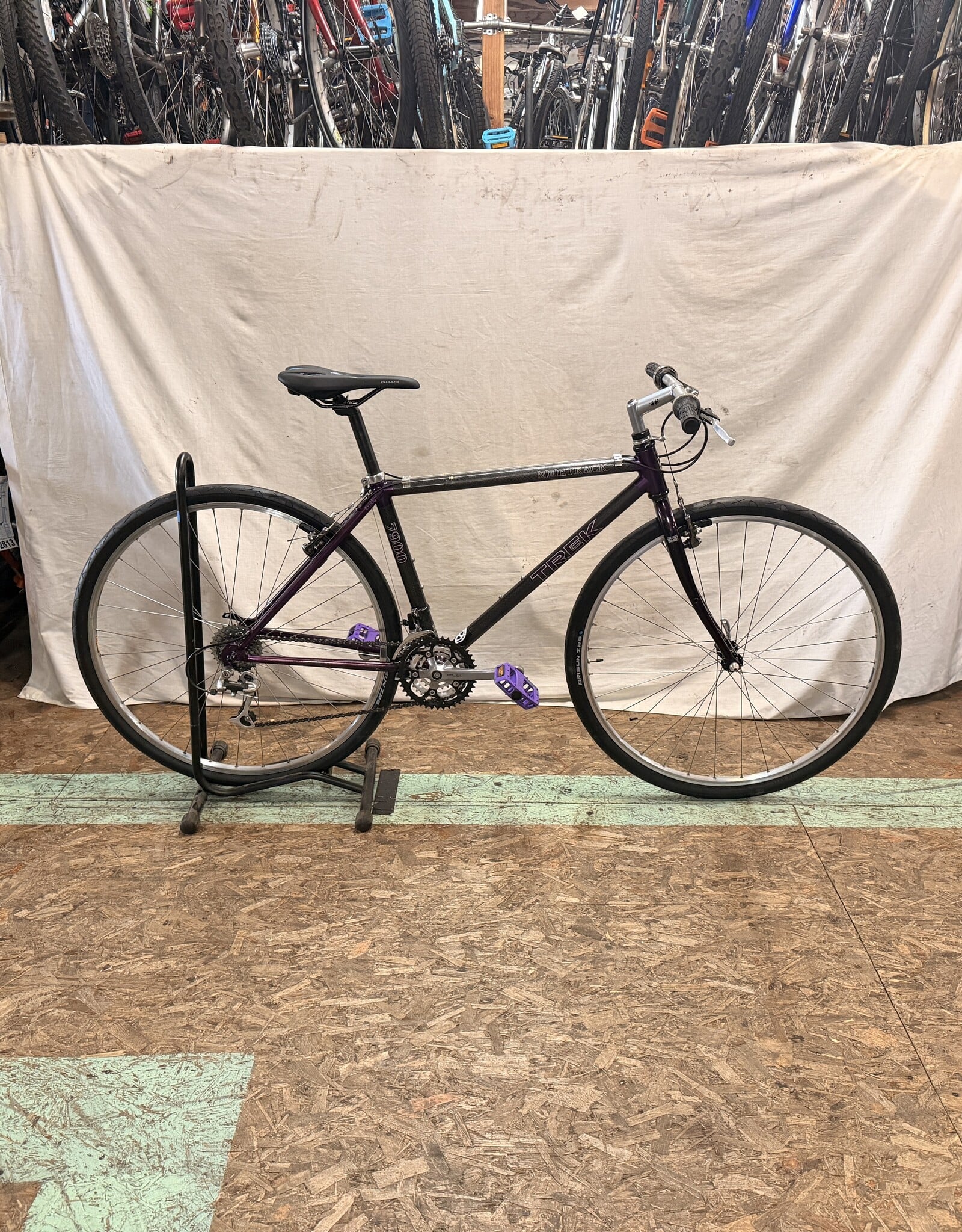 17" 43cm Trek 7900 (3371) C5U
