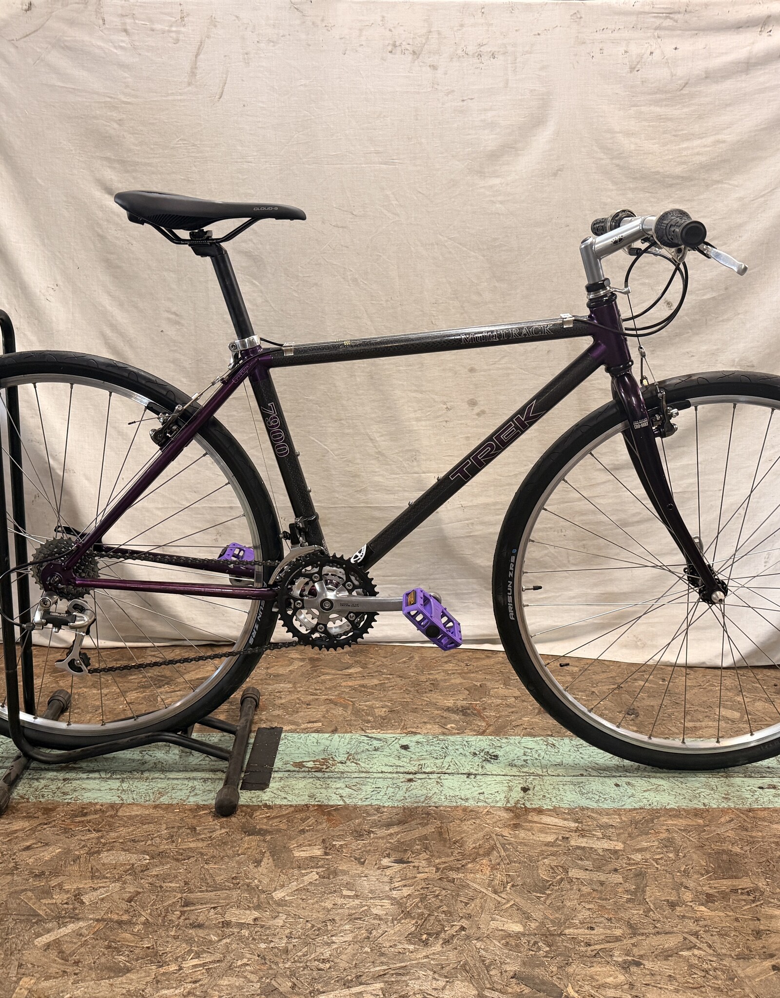 17" 43cm Trek 7900 (3371) C5U