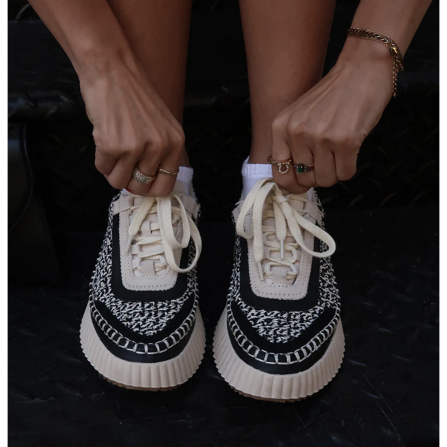 Dolce Vita Dolen Sneaker