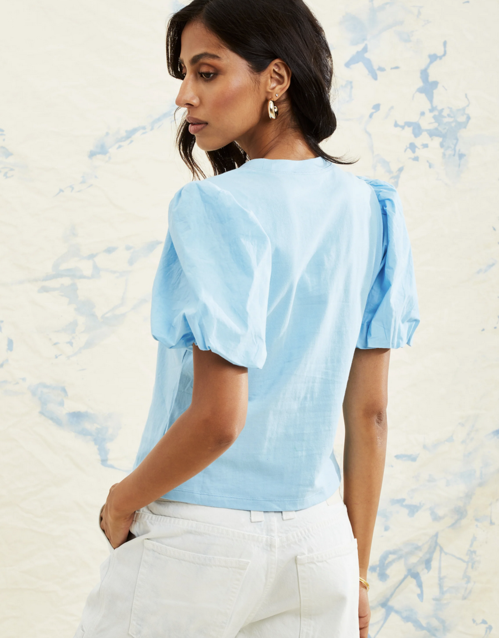 Love The Label Lali Tee