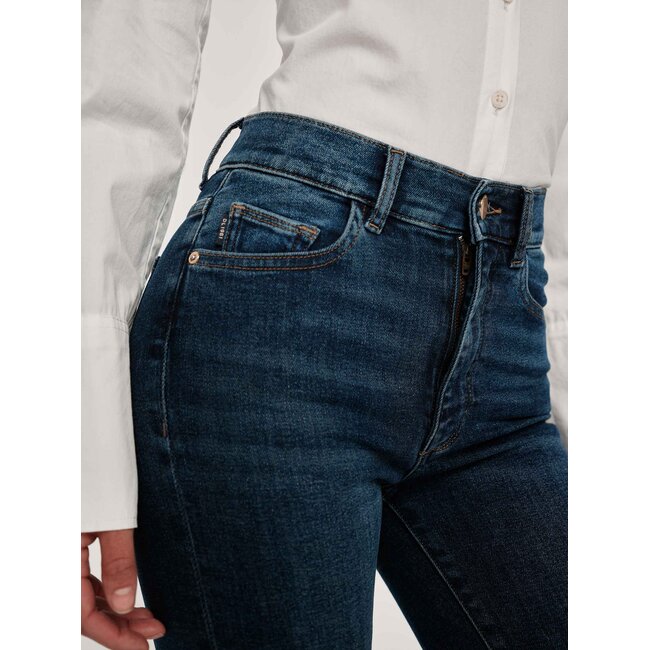 DL1961 Bridget Boot: High Rise Instasculpt 31.5'