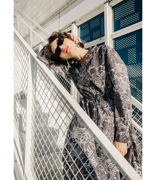 Love The Label Lillabelle Midi Dress