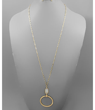 Oval Mop Circle Necklace