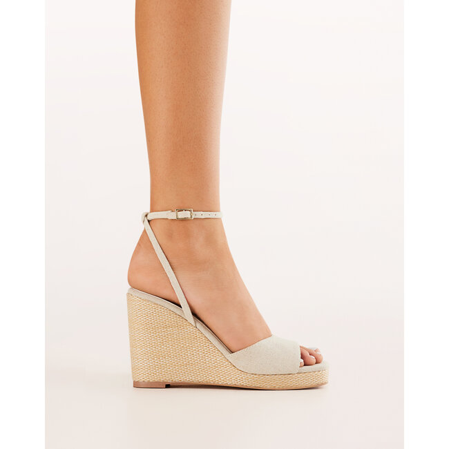 Dolcie Wedge