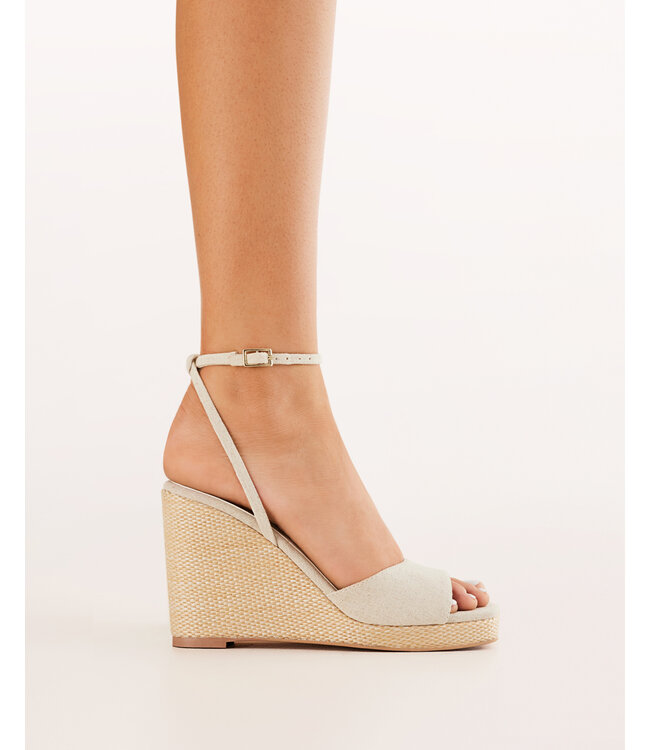 Dolcie Wedge