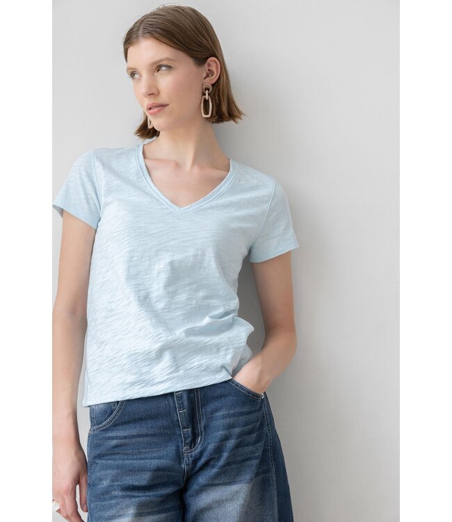 Lilla P Short Sleeve Back Seam V-Neck Tee