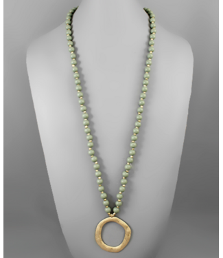 Circle Pendant Bead Necklace