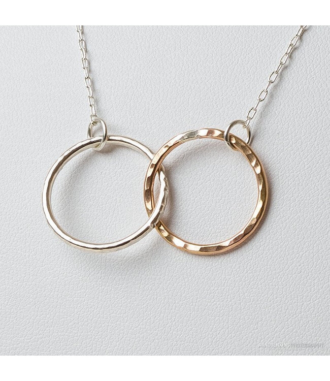 Interlocking Circle Necklace
