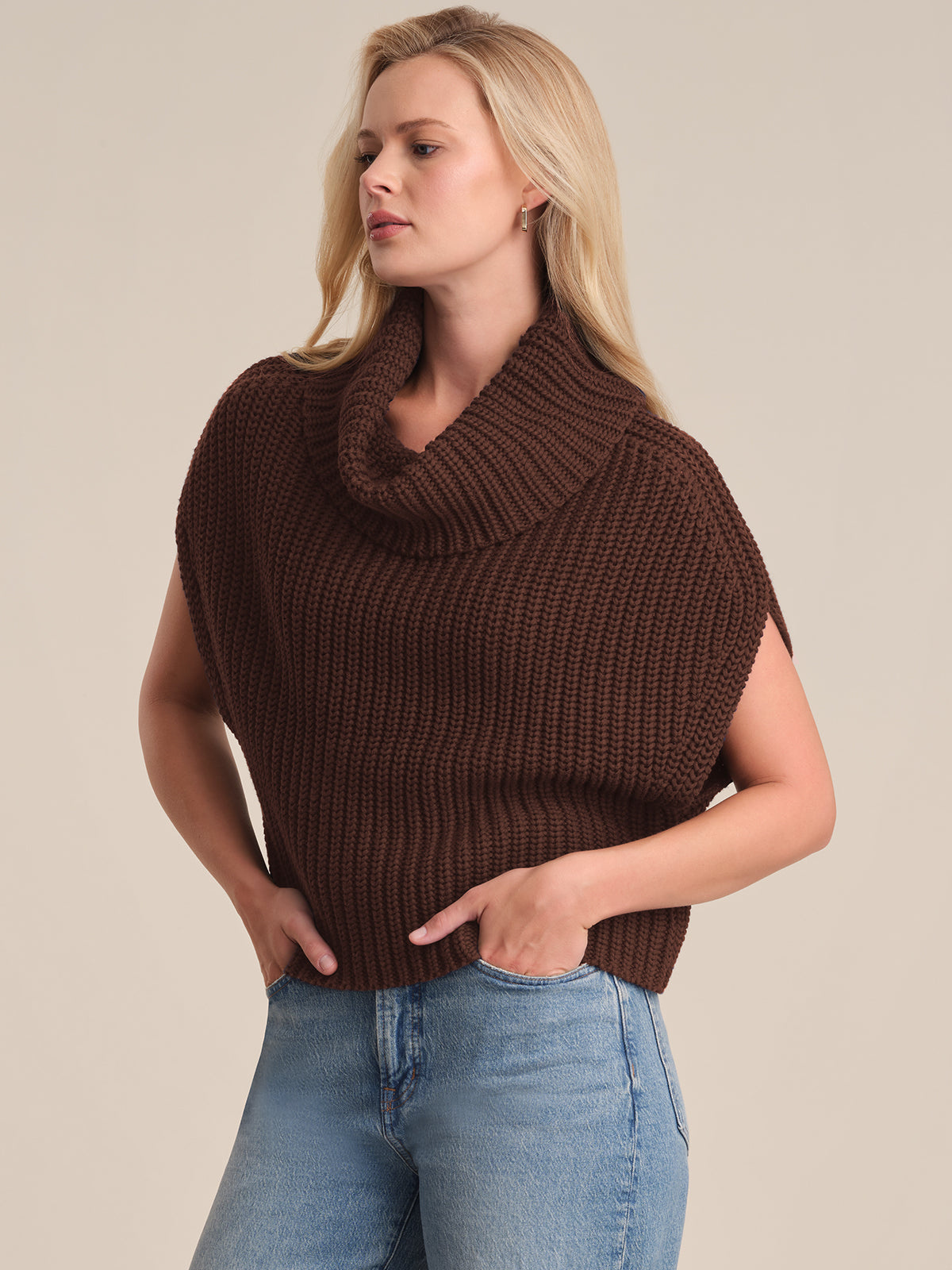 Cate Sleeveless Turtleneck Sweater - Coastal Bliss