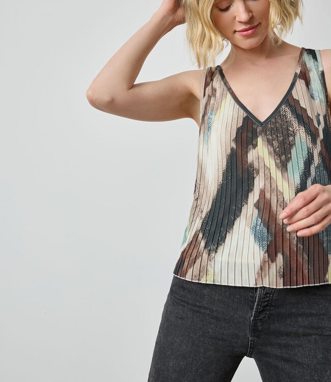 Lilla P Pleated V-Neck Shell