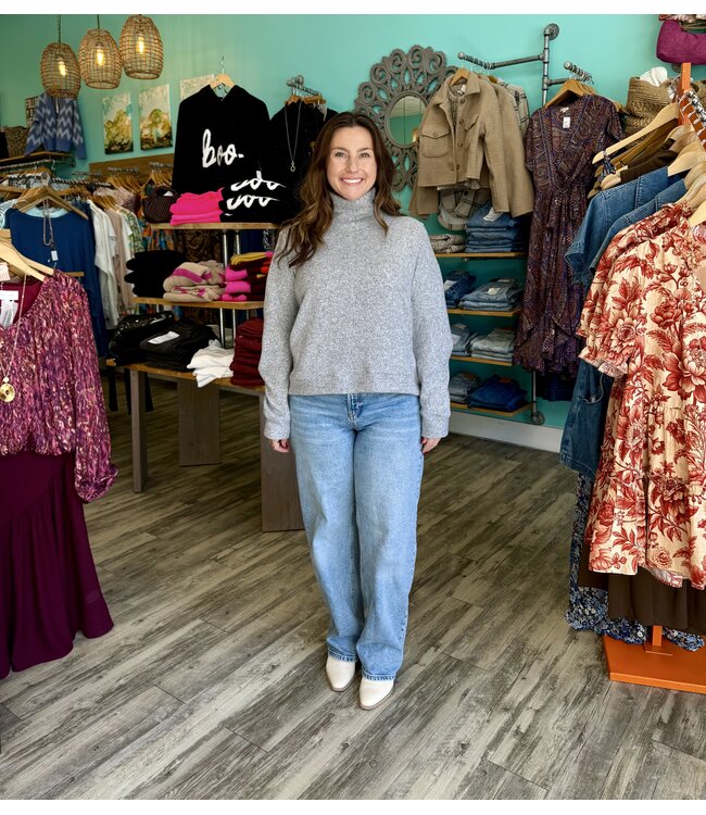 Mock Neck Pleated Sleeves Top