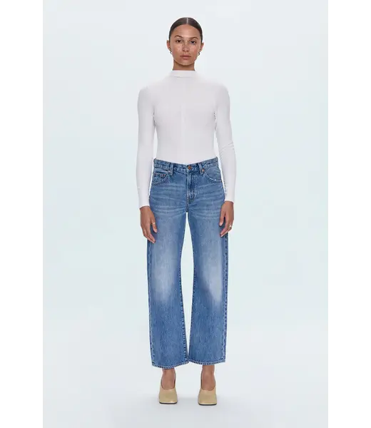 Lexi Mid Rise Bowed Straight