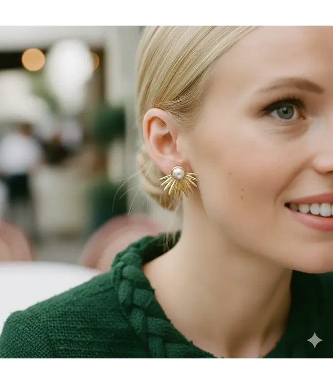 Clover + Palm Palm Frond Pearl Posts