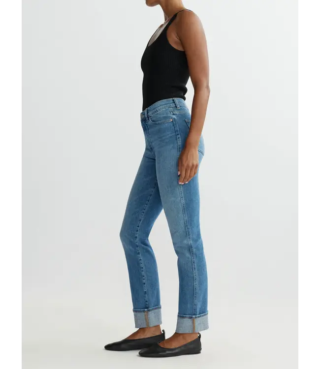 DL1961 Halle Straight Leg