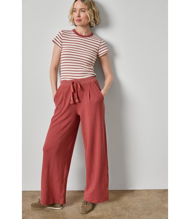 Lilla P Full Length Pleat Pant