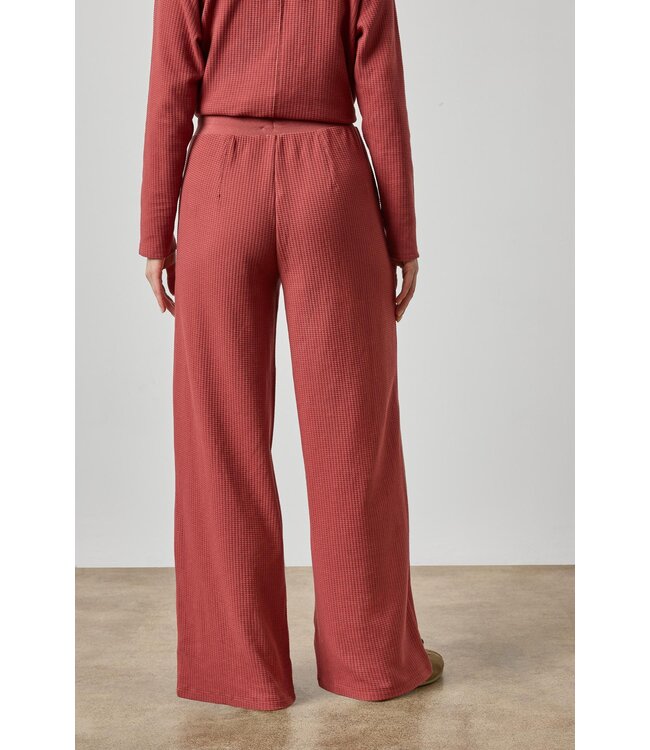 Lilla P Full Length Pleat Pant