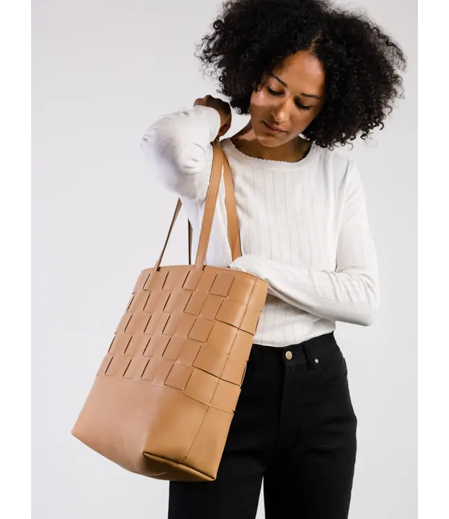 Mamuye Woven Tote