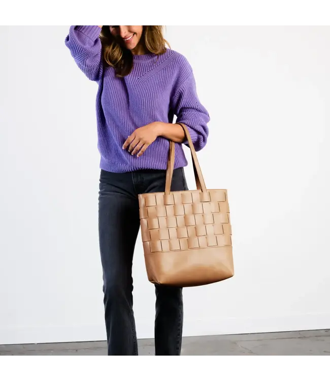 Mamuye Woven Tote